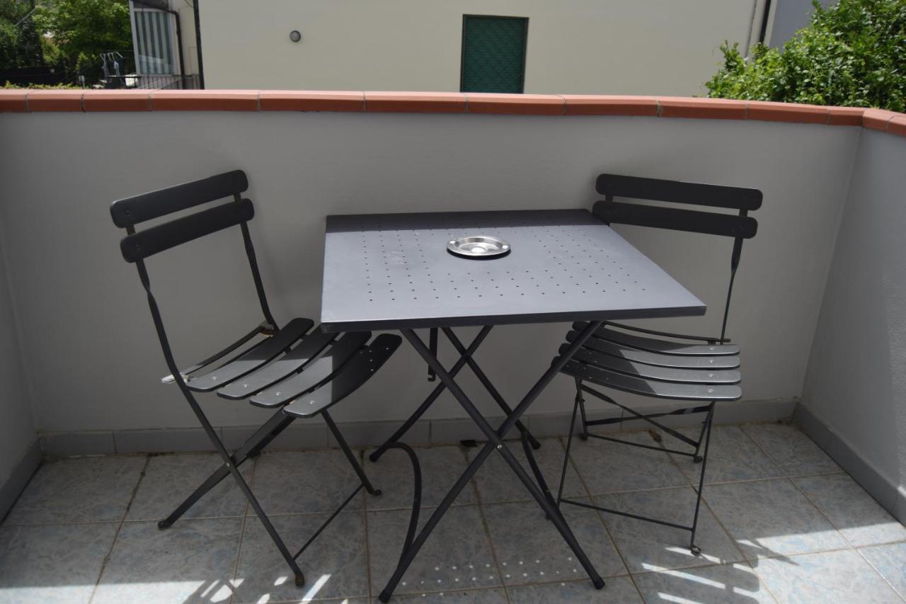 Aparthotel Orchidea Marina Tirrenia Exterior foto