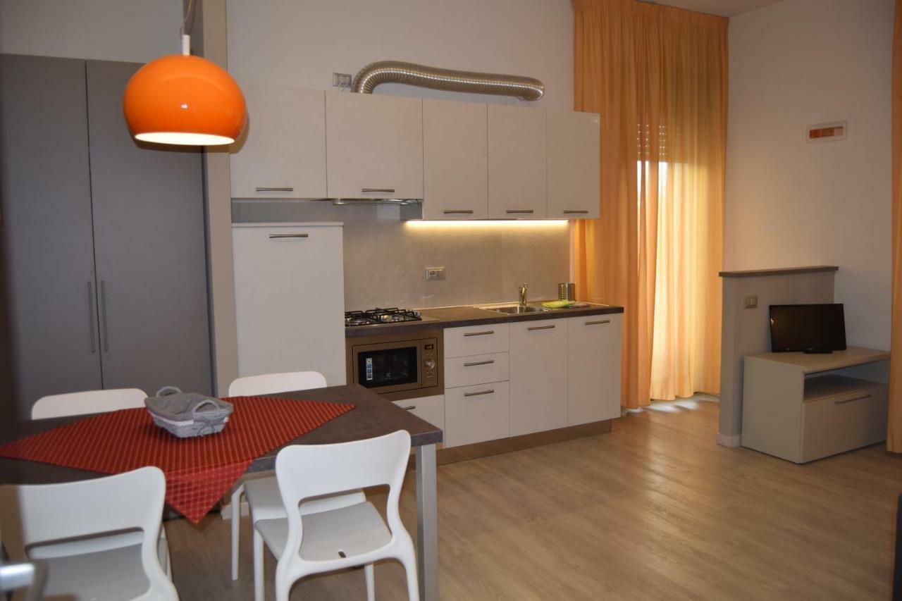 Aparthotel Orchidea Marina Tirrenia Exterior foto